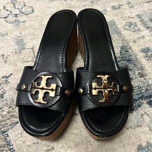 Tory Burch Slide size 9M